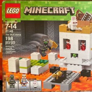 Lego Minecraft “The Skull Arena”, 21145